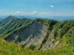 DOMENICA 24 FEBBRAIO MONTE MAGGIORE ALPE DELLA LUNA Cai