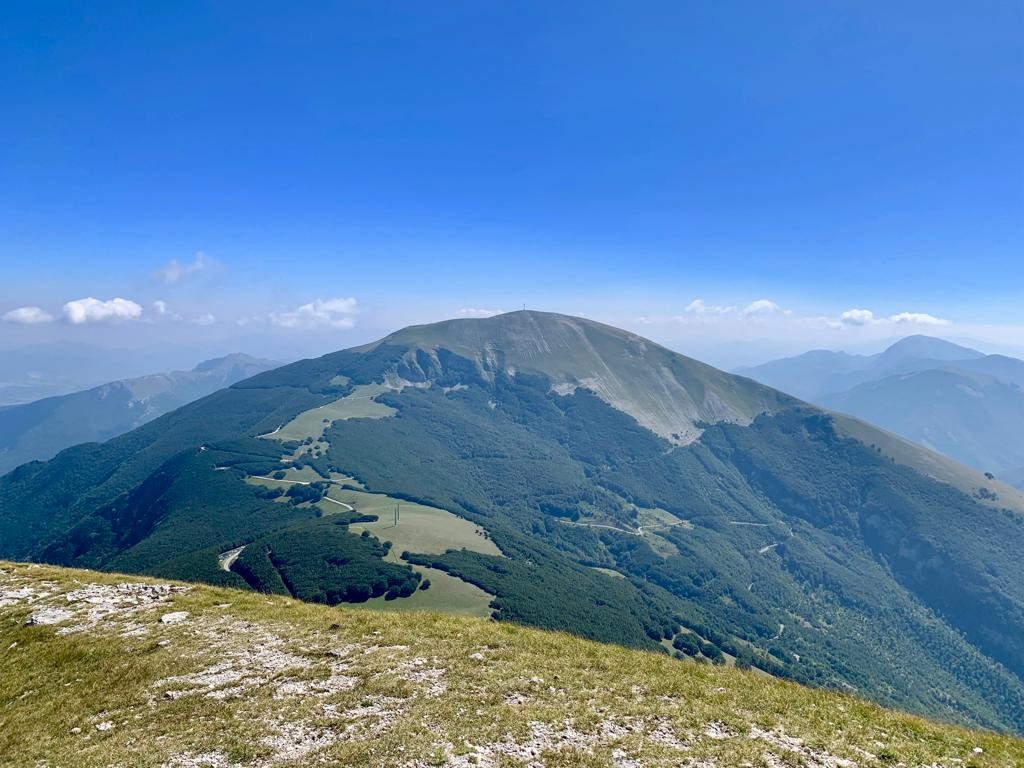 Appennino Umbro Marchigiano  Tra i Monti ACUTO e CATRIA  DOMENICA 26 SETTEMBRE 2021